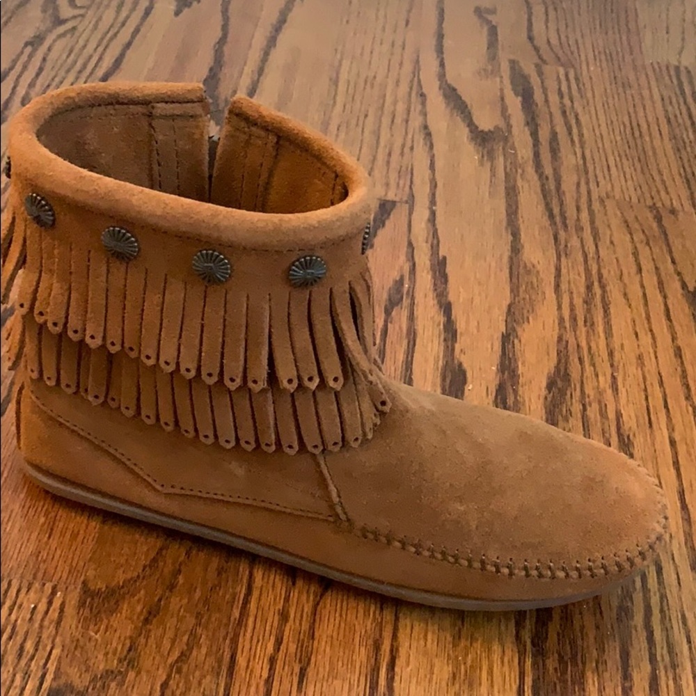 Minnetonka booties - Picture 2 of 4